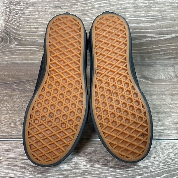 Vans Old Skool Low Top Little Boy Size 2 Black Suede Canvas Triple Black Shoe - Picture 7 of 12